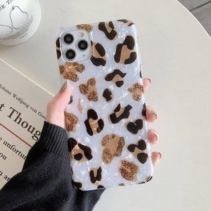 NEW iPhone 13/12/11/Pro/Max/XR/Mini Leopard case